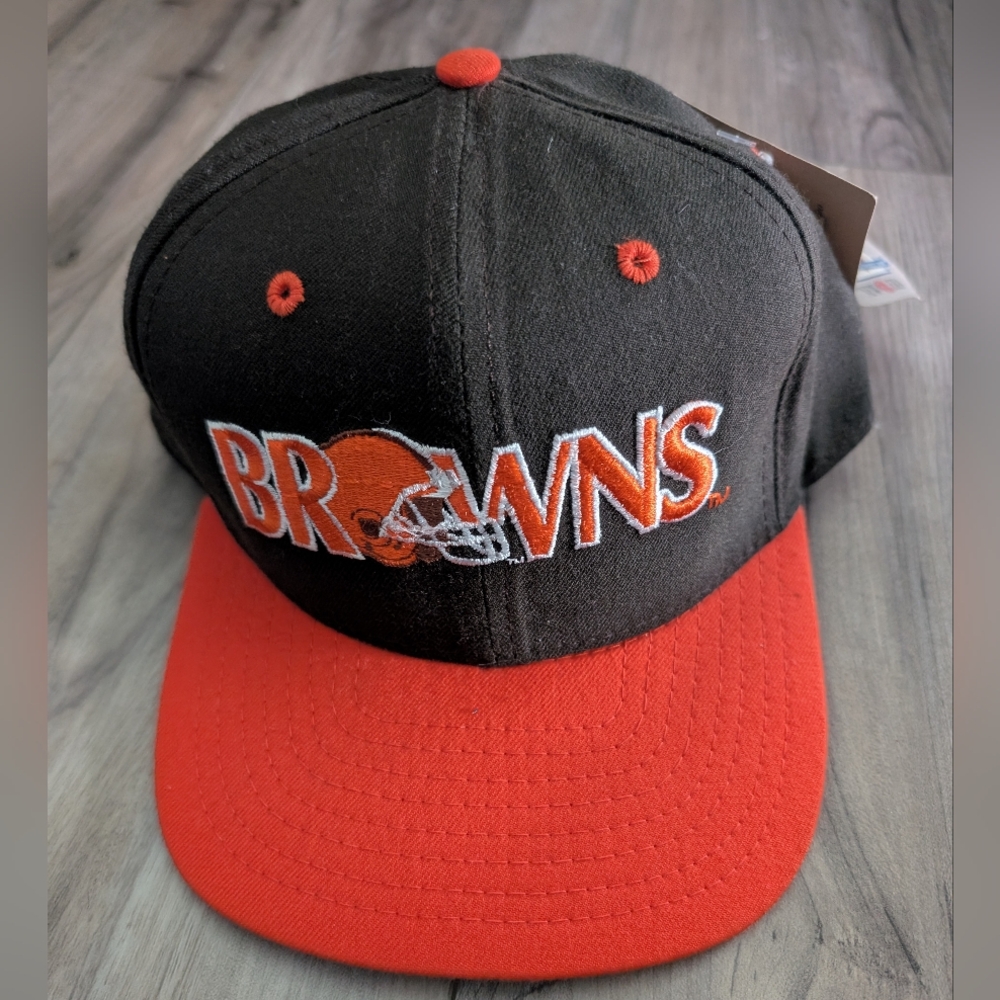NWT Vintage 1990s Deadstock Cleveland Browns Cap with Orange Brim